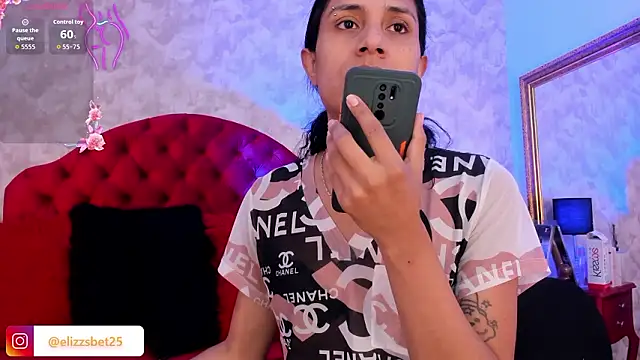 Isabell  26 online show from March 2026 05:14:01 PM