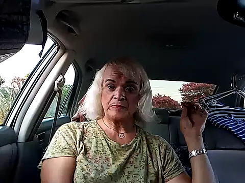 dustbunny64 online show from June 2026 02:46:01 AM