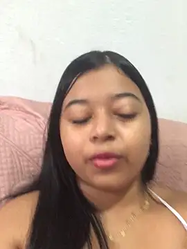 Emmily hott online show from February 2026 12:38:02 PM