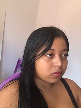 Emmily hott online show from February 2026 05:36:01 PM