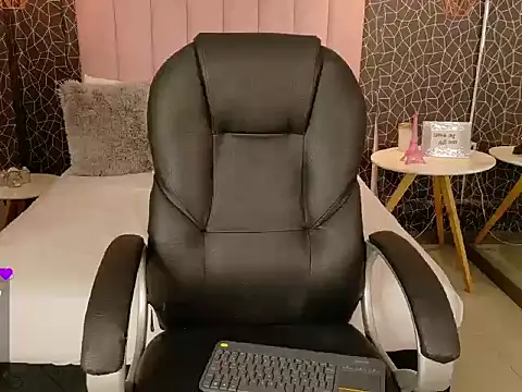 SaoriSanchez online show from February 2026 02:28:02 PM