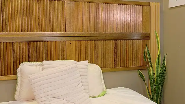 kaiawhite online show from July 2026 12:33:02 AM