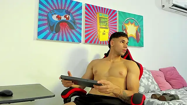 Thomas walker14 online show from March 2026 01:22:01 PM