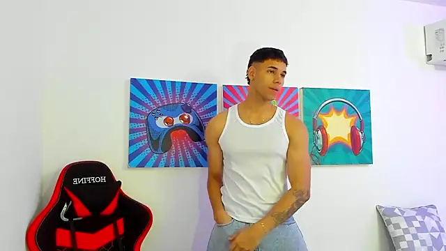 Thomas walker14 online show from February 2026 01:01:01 PM