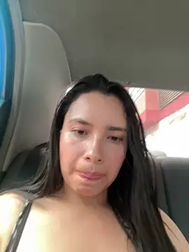 Miss Bella Flame online show from March 2026 07:23:02 PM