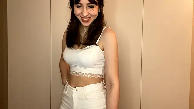 LudieWestre online show from February 2026 05:03:01 PM