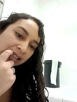 Snapshot of Afrodita4exotic chatting on February 2026 03:30:01 PM Afrodita4exotic online show from February 2026 03:30:01 PM