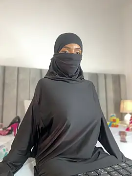 aminaa  online show from March 2026 06:32:02 PM