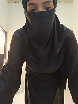 aminaa  online show from July 2026 07:49:02 PM