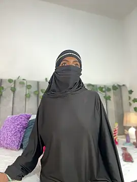 aminaa  online show from March 2026 06:30:01 PM
