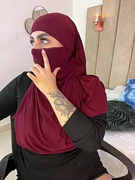 Snapshot of rashaaa_ chatting on February 2026 07:01:01 PM rashaaa online show from February 2026 07:01:01 PM