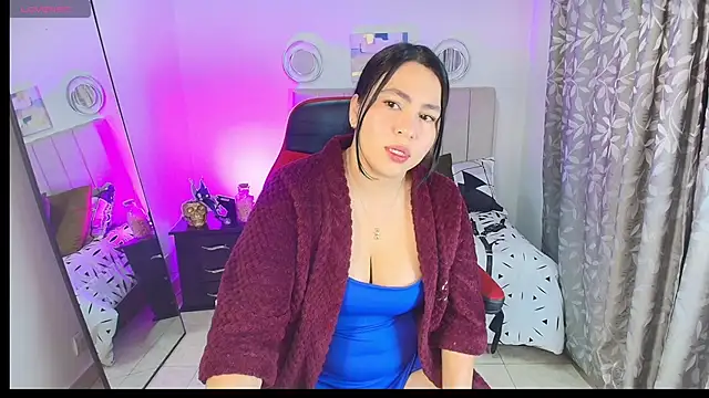 Liu wen  online show from March 2026 12:21:03 PM