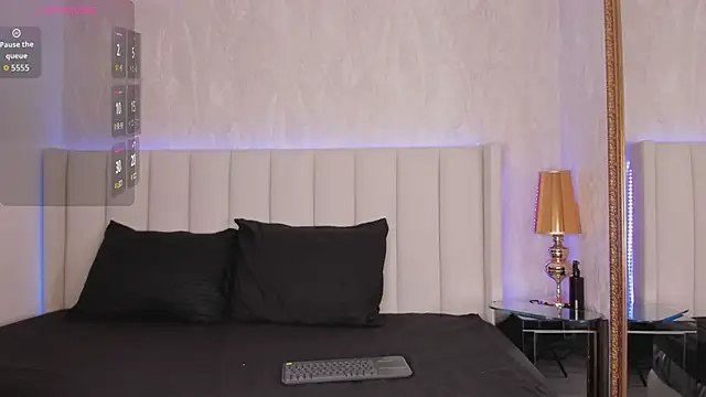 angelina honey  online show from February 2026 03:50:01 AM