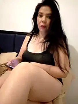 Victoria42 online show from March 2026 11:28:01 PM