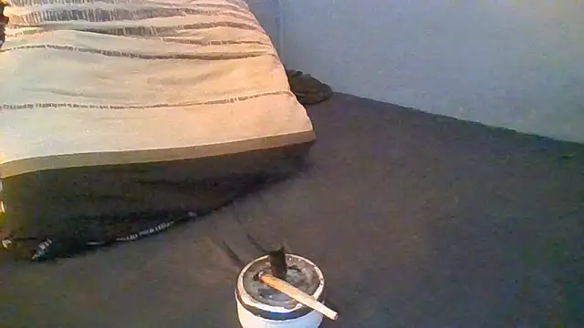 BonneQueueBonjour online show from May 2026 08:38:01 PM