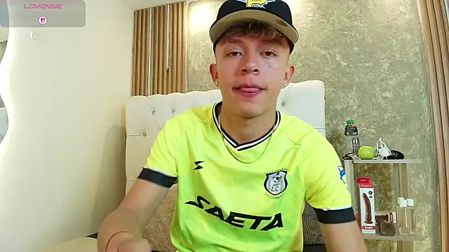 Dark Nico online show from April 2026 04:09:01 AM