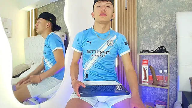 Dark Nico online show from April 2026 04:08:01 AM