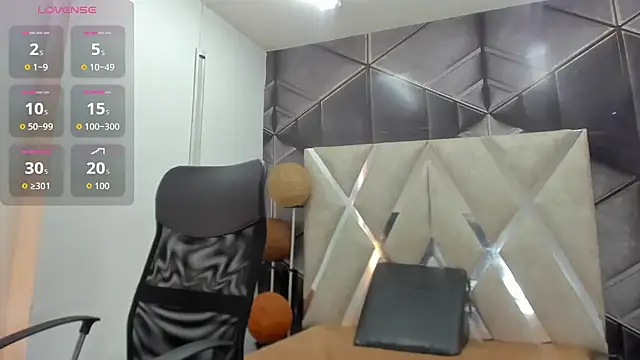 Agatta Adams online show from March 2026 03:03:01 PM