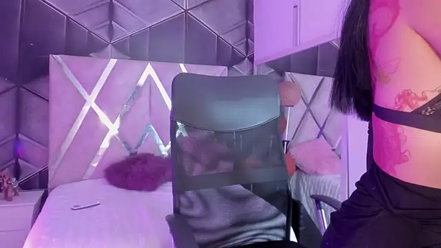 Agatta Adams online show from April 2026 03:24:01 PM