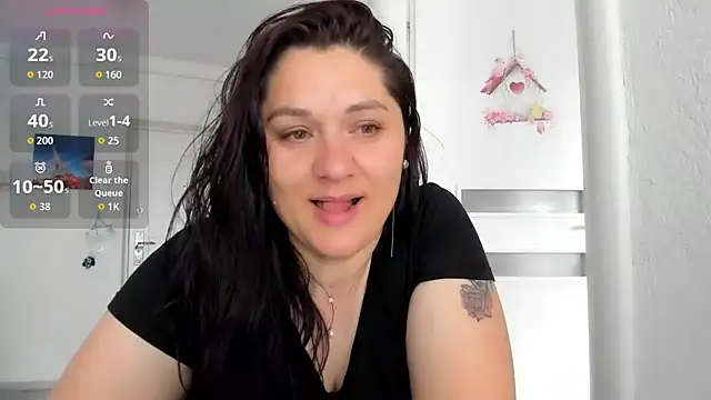 Snapshot of EVELYNA88 chatting on May 2026 08:50:01 AM EVELYNA88 online show from May 2026 08:50:01 AM