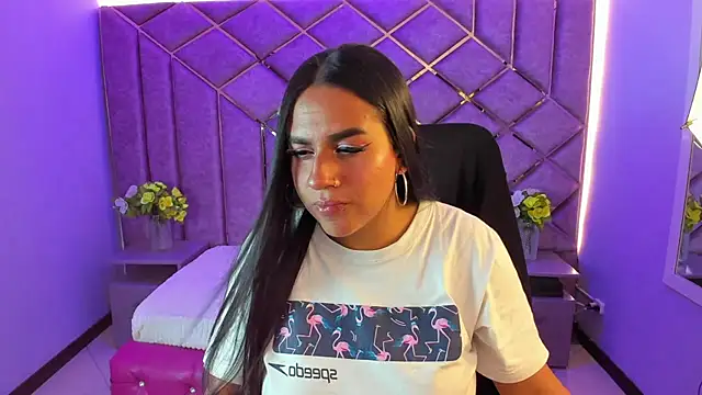 Scarlett Moom online show from June 2026 03:59:02 AM