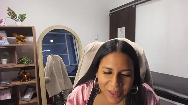 Scarlett Moom online show from April 2026 03:46:02 AM