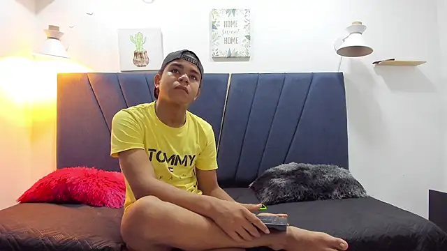 kleiver cum18 online show from February 2026 01:44:01 PM