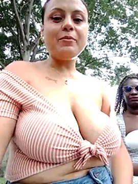 tiifany lopez online show from July 2026 07:33:01 PM