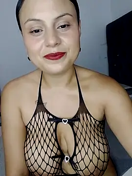 tiifany lopez online show from April 2026 10:36:02 PM