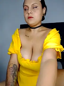 tiifany lopez online show from June 2026 12:05:02 AM