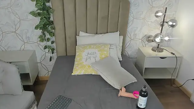 angelsky11 online show from March 2026 09:22:01 PM