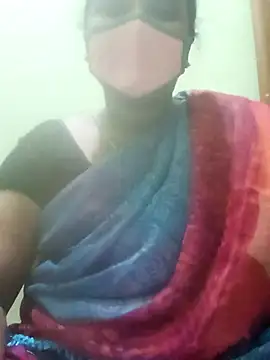 Snapshot of tamilkaviya431 chatting on July 2026 11:53:02 PM tamilkaviya431 online show from July 2026 11:53:02 PM