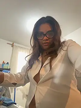 ludmila x online show from May 2026 02:09:01 PM