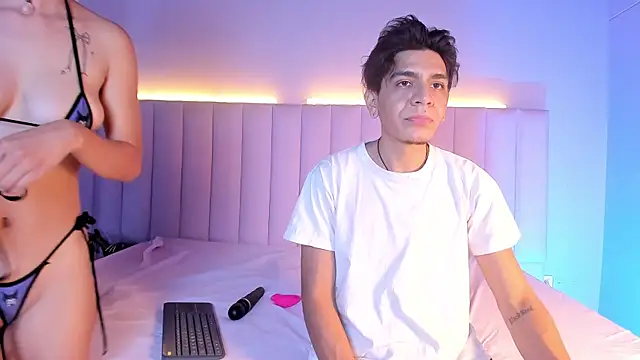 abrilandjulian online show from July 2026 07:50:02 PM