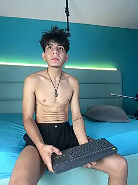 Snapshot of abrilandjulian chatting on February 2026 11:45:01 AM abrilandjulian online show from February 2026 11:45:01 AM