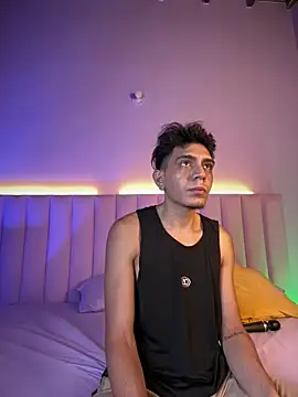 abrilandjulian online show from June 2026 12:17:01 PM