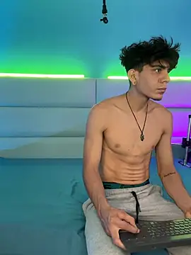 Snapshot of abrilandjulian chatting on February 2026 12:05:02 PM abrilandjulian online show from February 2026 12:05:02 PM