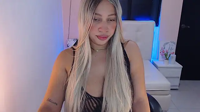 heelen21 online show from March 2026 05:16:01 AM