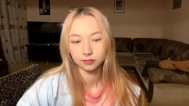 PinkTraible online show from February 2026 11:43:01 AM