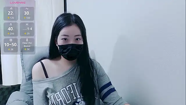 Snapshot of chatting on February 2026 01:02:01 PM online show from February 2026 01:02:01 PM