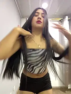 Miss isakovaa online show from February 2026 11:09:01 AM