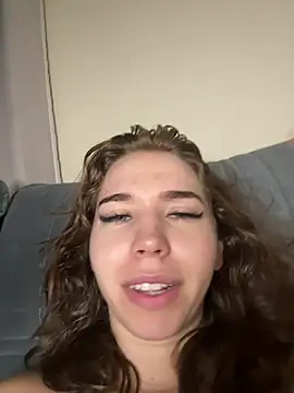 Snapshot of Aneruivinhaa chatting on February 2026 06:46:02 AM Aneruivinhaa online show from February 2026 06:46:02 AM