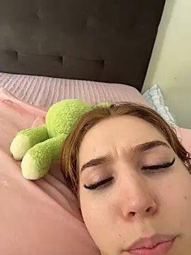 Snapshot of Aneruivinhaa chatting on February 2026 01:46:02 PM Aneruivinhaa online show from February 2026 01:46:02 PM