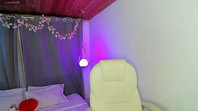 Irisbeel online show from May 2026 05:17:01 AM
