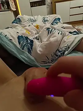 onxana89 online show from February 2026 10:43:02 PM