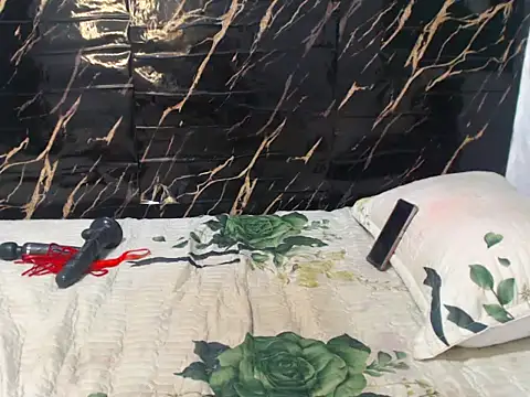 Snapshot of MaturePrettyLady01 chatting on February 2026 09:59:02 PM MaturePrettyLady01 online show from February 2026 09:59:02 PM