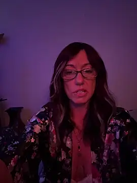 Trophy Milf online show from February 2026 11:10:02 AM