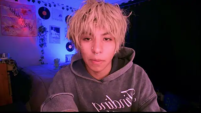 prince oliverr online show from February 2026 09:11:02 AM