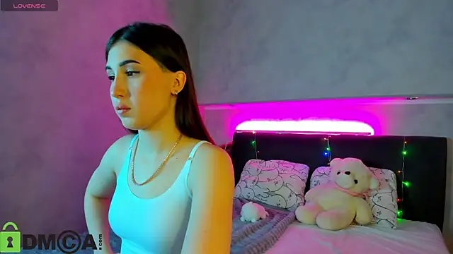 Emily Lews online show from March 2026 01:06:01 AM