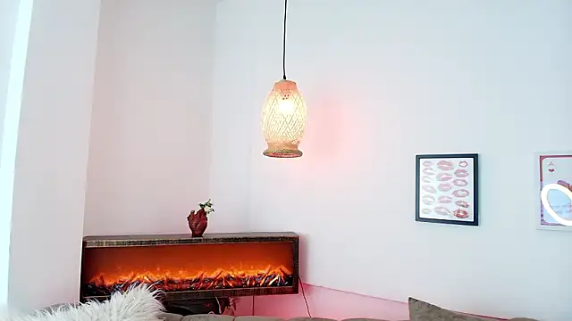 sweet-moon online show from March 2026 02:00:02 PM